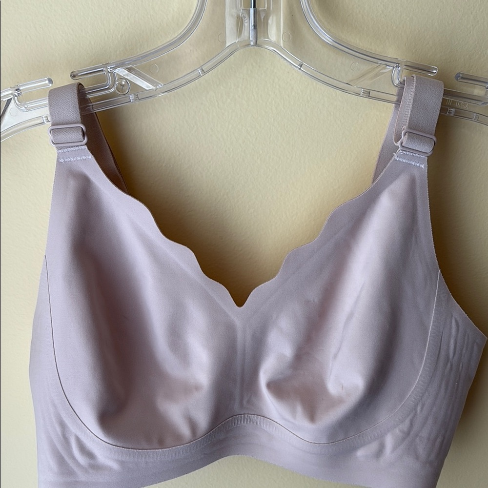 Medium  spandex beige bra adjustable hook back no pads no underwire M